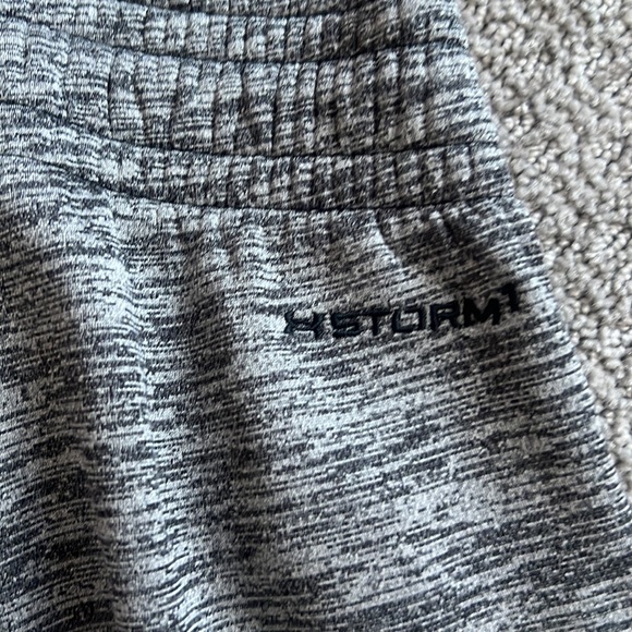 UnderArmour Women’s sweatpant - Picture 3 of 4